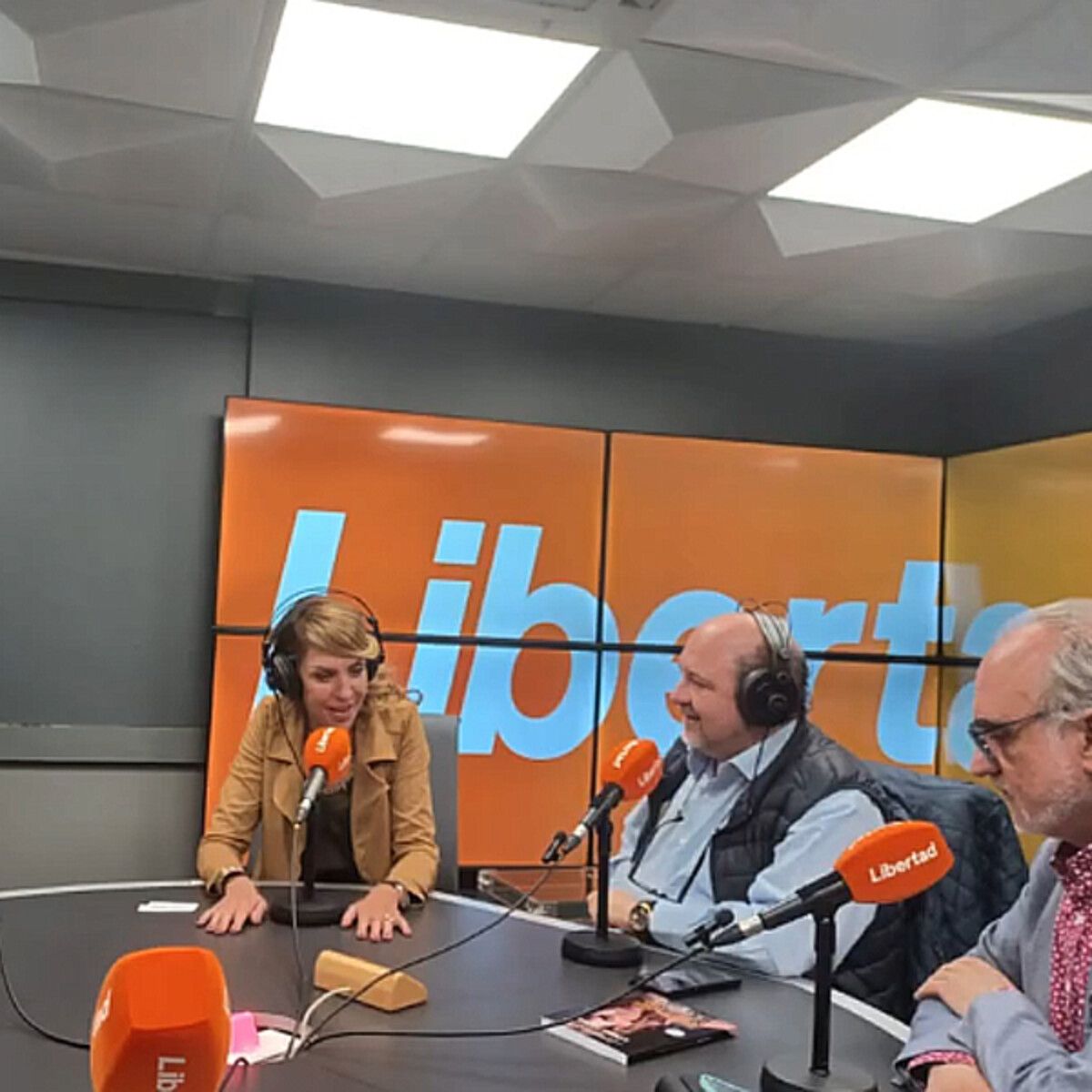 En Radio Libertad , seguimos desbloqueando el potencial empresarial con liderazgo consciente y el Método EINCOA